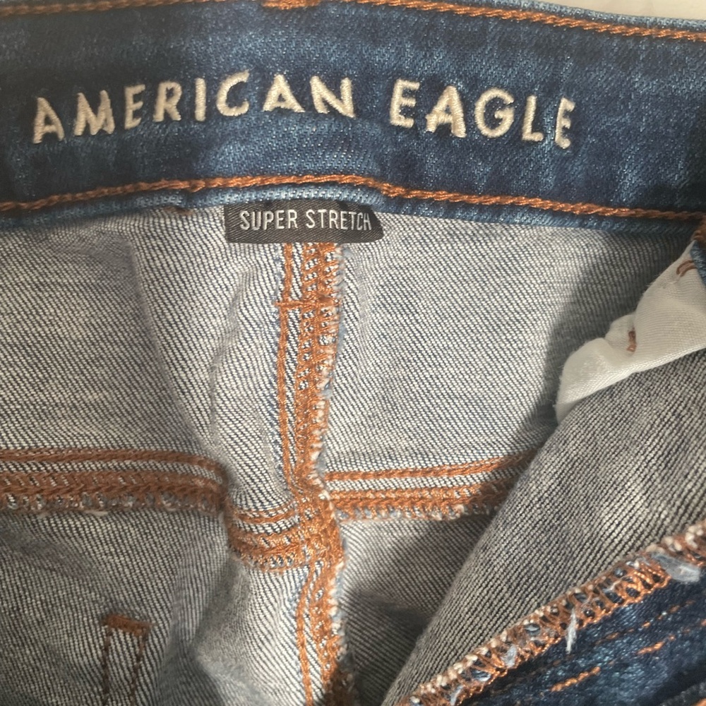 American Eagle Distressed Skinny Jeans.For women’s size R14 - Picture 3 of 9